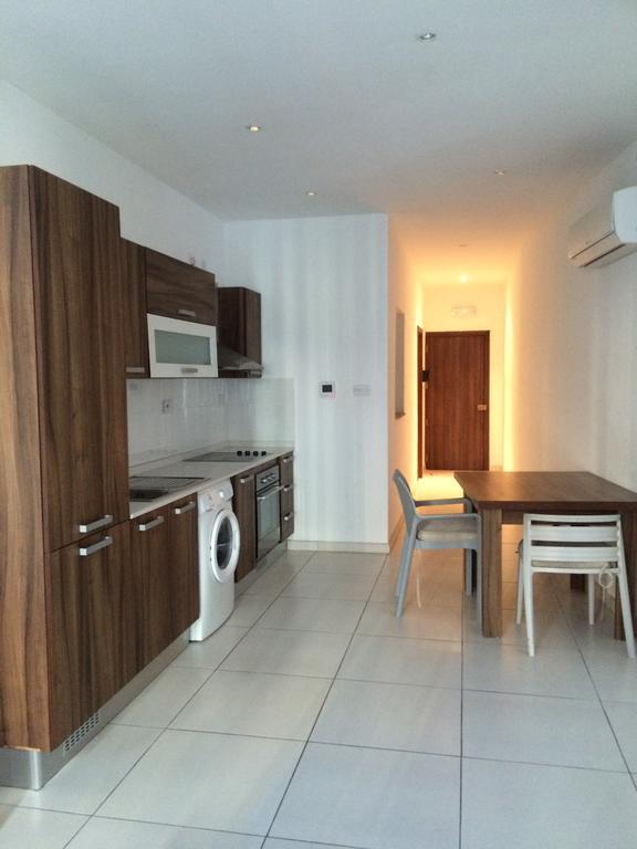 Paceville Montecarlo Apartments Saint Julian's 部屋 写真