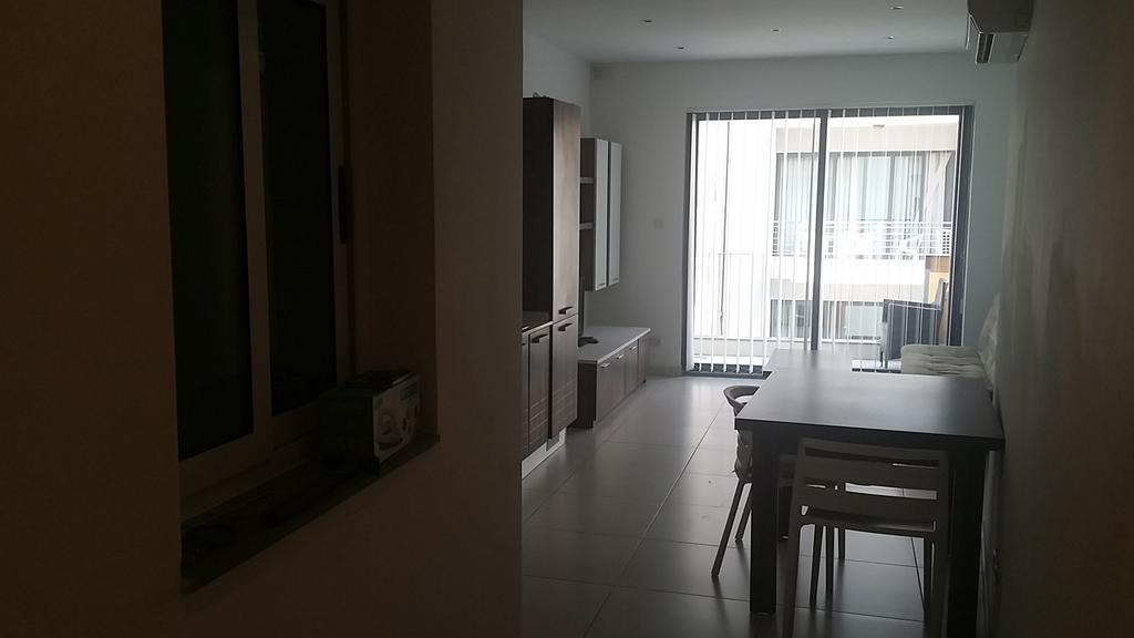 Paceville Montecarlo Apartments Saint Julian's 部屋 写真