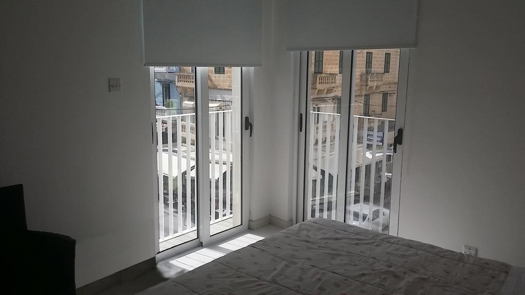 Paceville Montecarlo Apartments Saint Julian's 部屋 写真