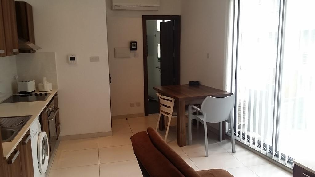 Paceville Montecarlo Apartments Saint Julian's 部屋 写真