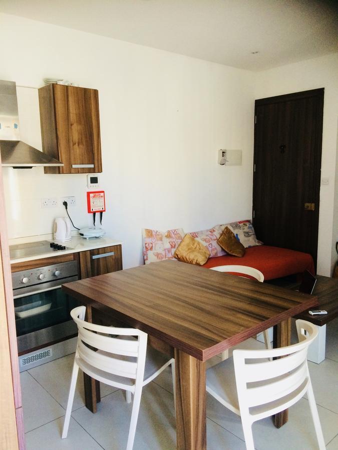 Paceville Montecarlo Apartments Saint Julian's エクステリア 写真